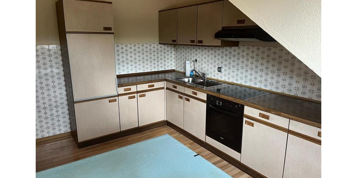 Dachgeschoßwohnung Saarwellingen - 2 Zimmer, 103 m&sup2;, 650&euro; | Angebot:24875826