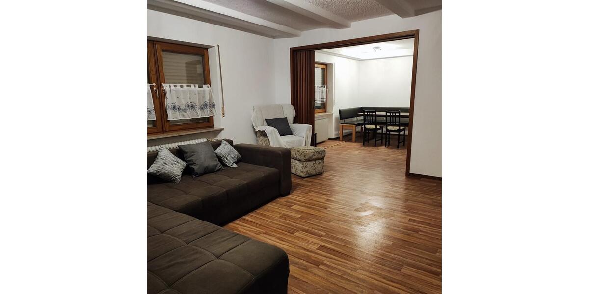 Einfamilienhaus Bad Mergentheim - 7 Zimmer, 150 m&sup2;, 2.350&euro; | Angebot:24864534