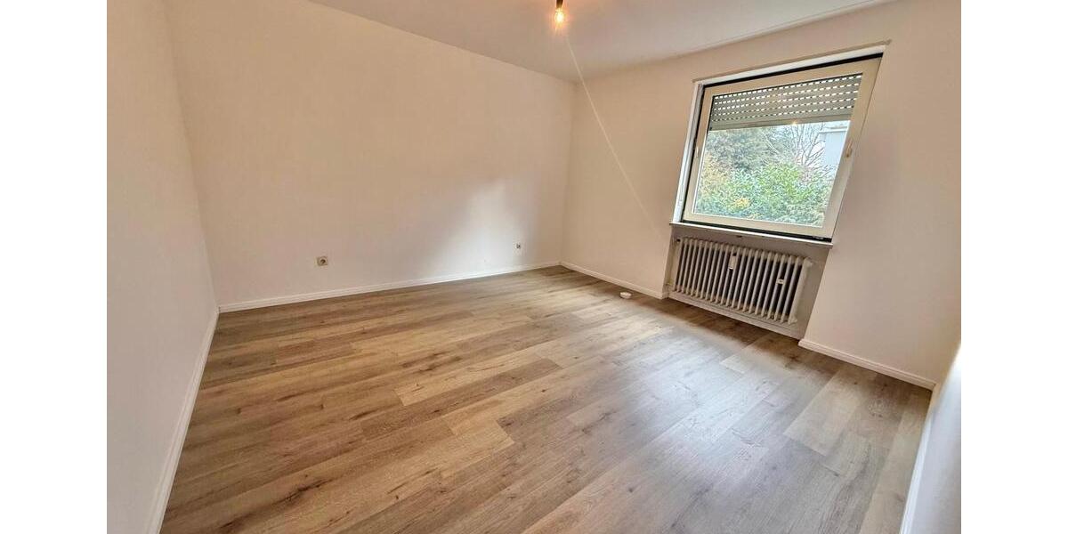 Erdgeschoßwohnung Homburg - 5 Zimmer, 140 m&sup2;, 1.650&euro; | Angebot:25648444