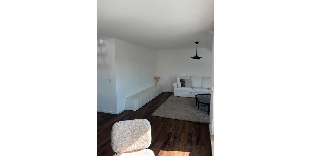 Maisonettewohnung renoviert+möbliert+2xBalkon+EBK+TG+Klimaanlage 3.5 zimmer