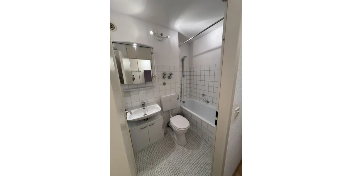 Etagenwohnung Kempten (Allgäu) - 1 Zimmer, 28 m&sup2;, 570&euro; | Angebot:25833061