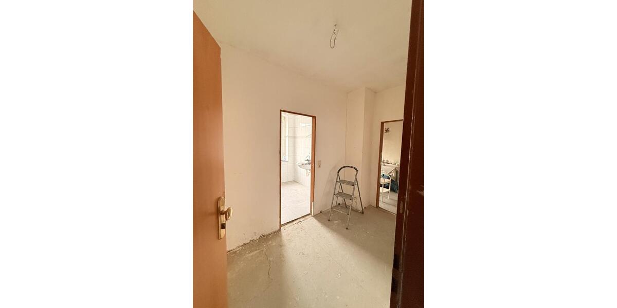 Etagenwohnung Werdohl - 4 Zimmer, 84 m&sup2;, 550&euro; | Angebot:24400195