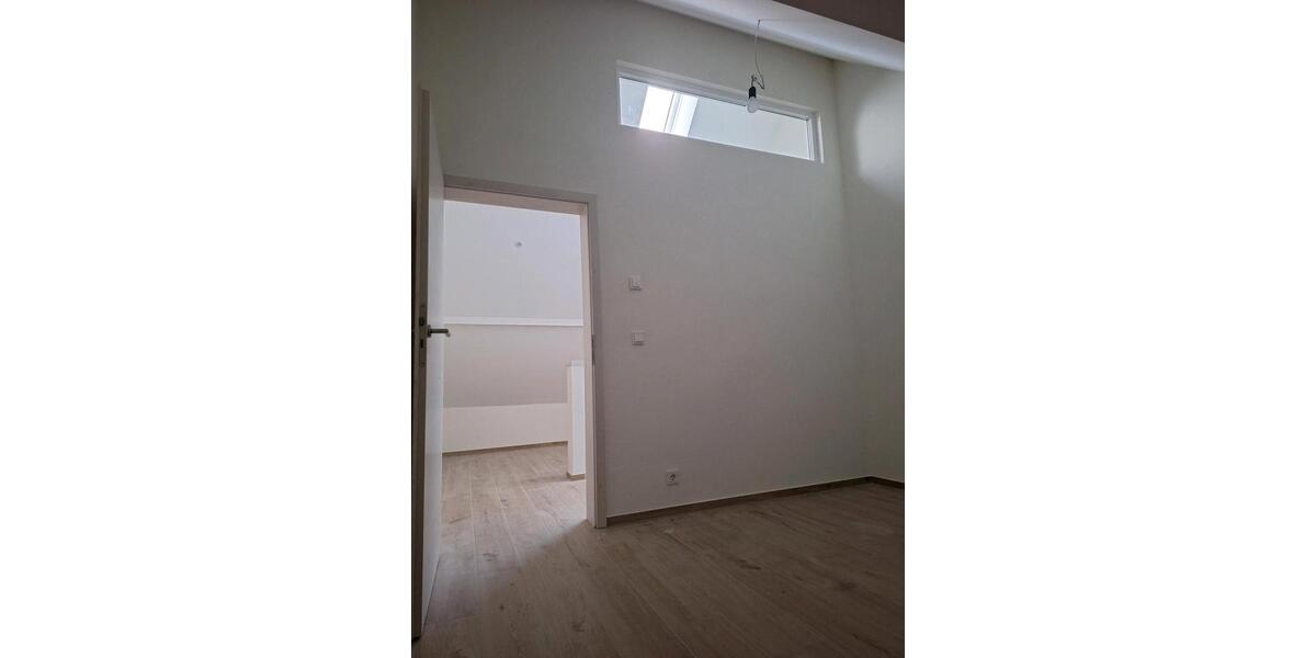 Dachgeschoßwohnung Rittersdorf - 2 Zimmer, 86 m&sup2;, 790&euro; | Angebot:26613414