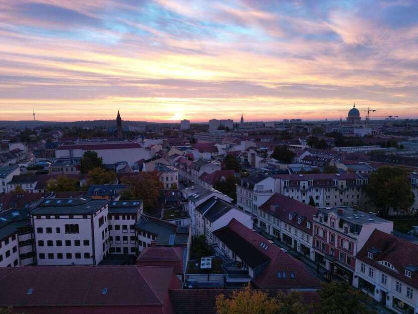 Büro in Potsdam 1.240 € 155 m² zimmer