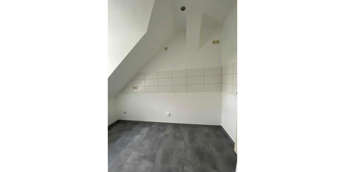 Etagenwohnung Frankenberg Frankenberg - 3 Zimmer, 56 m&sup2;, 310&euro; | Angebot:24529970