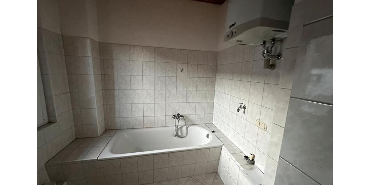 Dachgeschoßwohnung Magdeburg Lemsdorf - 2.5 Zimmer, 100 m&sup2;, 550&euro; | Angebot:25755356