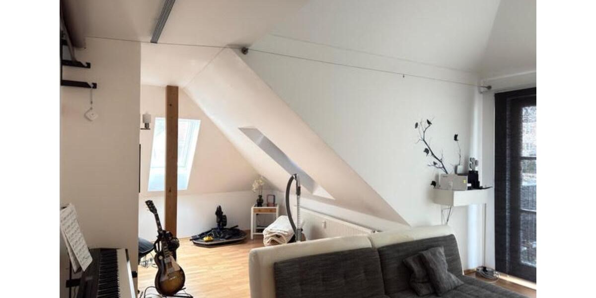 Dachgeschoßwohnung Kelheim - 3 Zimmer, 72 m&sup2;, 675&euro; | Angebot:24849807