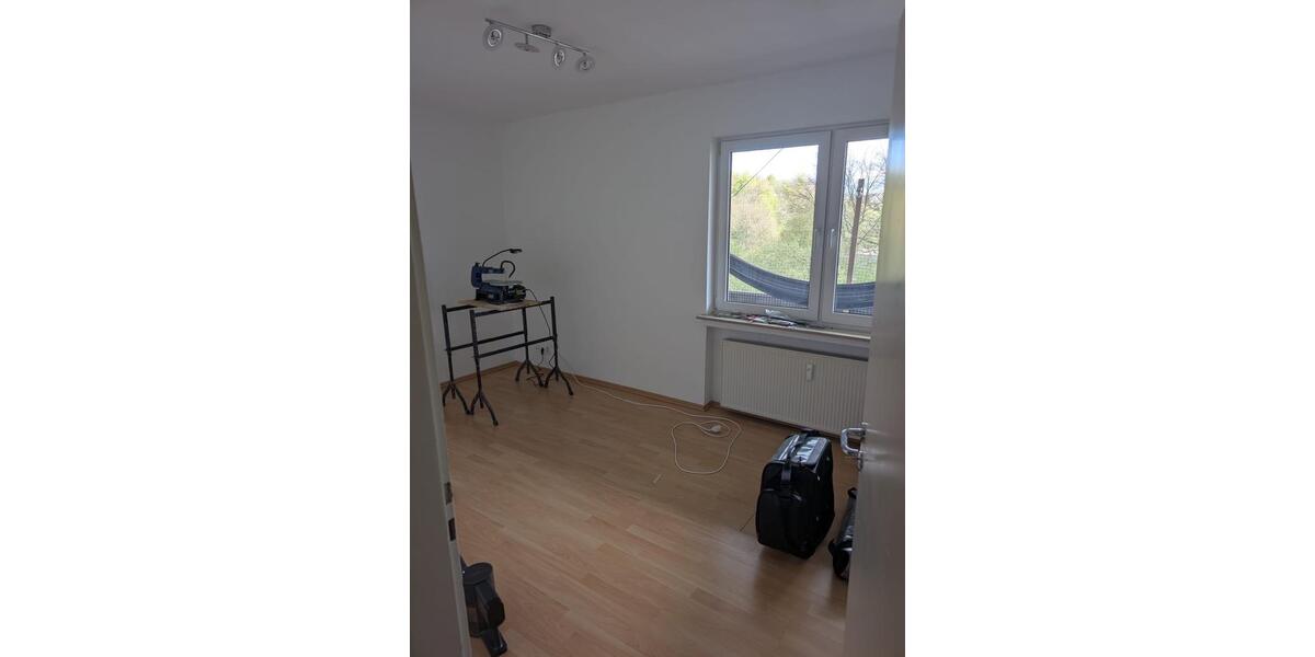 Etagenwohnung Siegen - 4 Zimmer, 94 m&sup2;, 850&euro; | Angebot:26338781