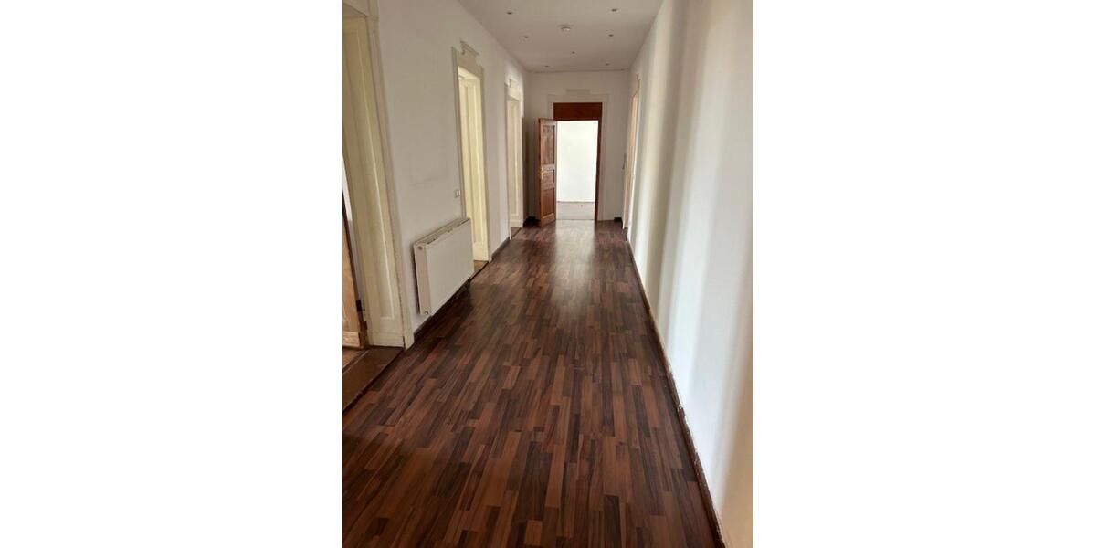 große 5 Zimmer Wohnung in Zentrumsnähe 5 zimmer