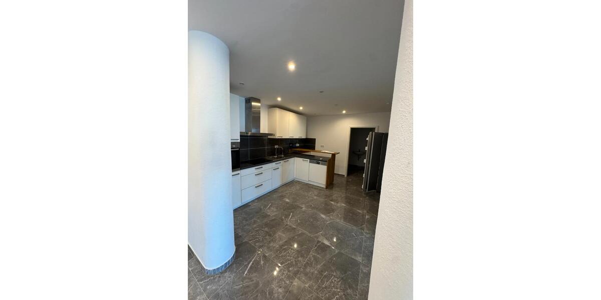 Erdgeschoßwohnung Büdingen - 4 Zimmer, 115 m&sup2;, 1.250&euro; | Angebot:26366717