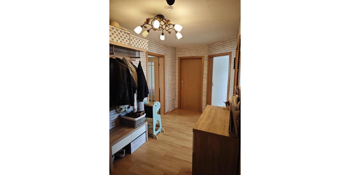 Etagenwohnung Schortens - 3 Zimmer, 84 m&sup2;, 660&euro; | Angebot:26383590