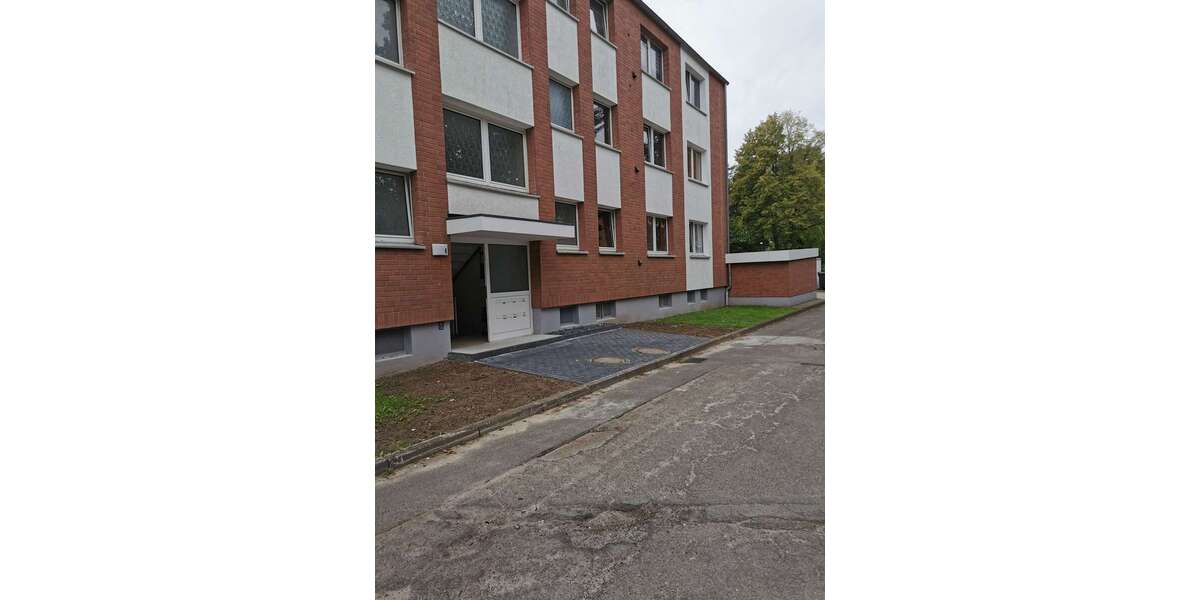 Etagenwohnung Bergen Hagen - 4 Zimmer, 107 m&sup2;, 588&euro; | Angebot:27111085