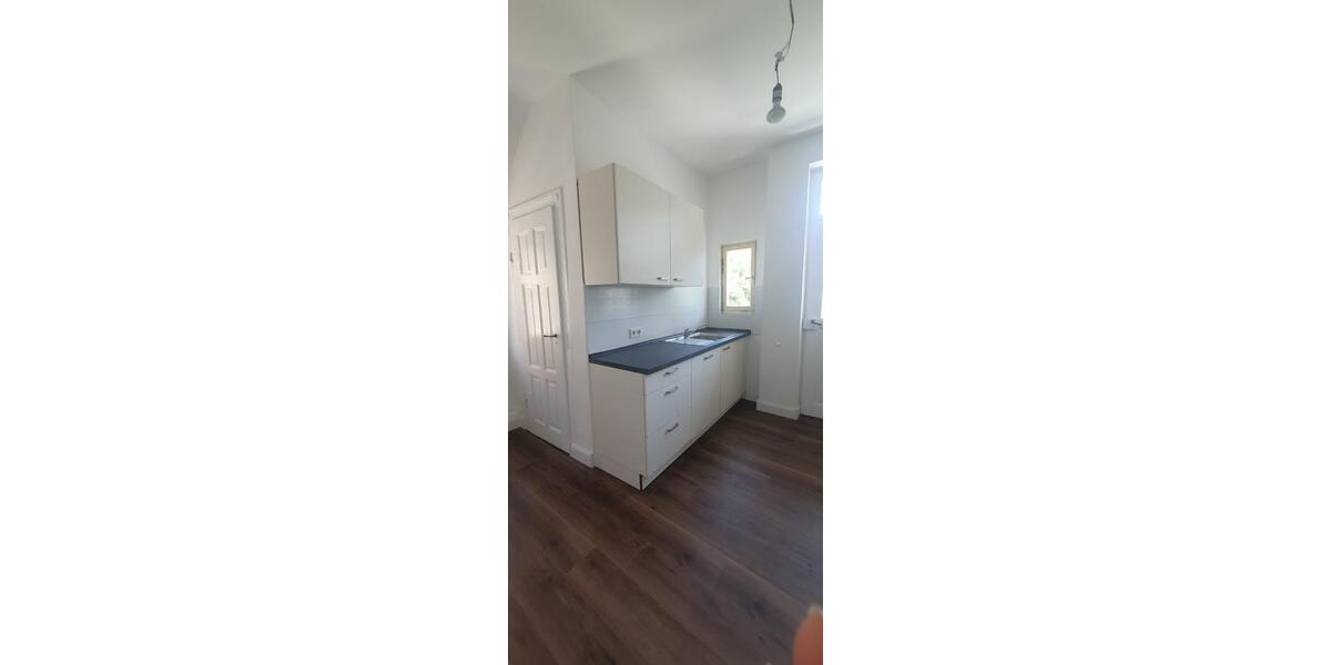 Etagenwohnung Sindelfingen Sindelfingen (Stadt) - 4 Zimmer, 110 m&sup2;, 1.150&euro; | Angebot:26542576