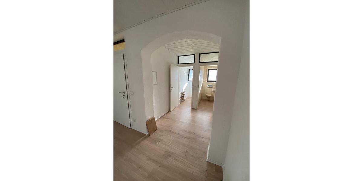 Etagenwohnung Landau in der Pfalz - 4.5 Zimmer, 114 m&sup2;, 1.270&euro; | Angebot:26570010