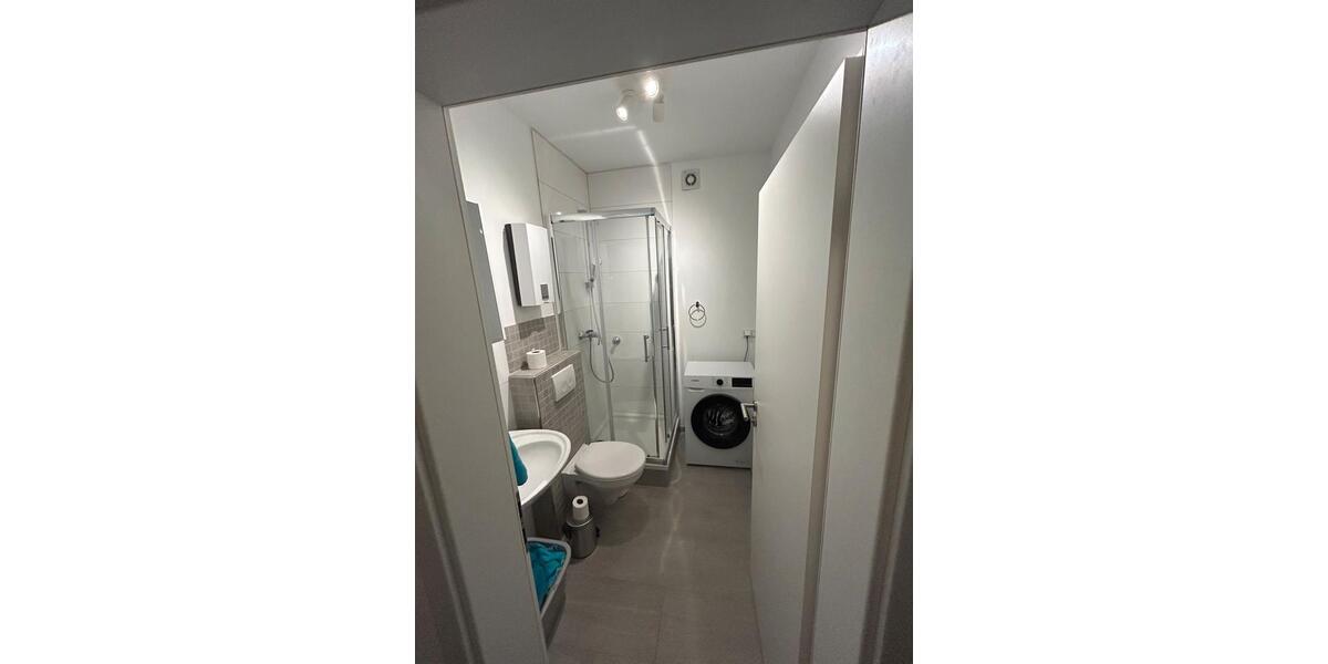 Etagenwohnung Düsseldorf Stadtbezirk 6 - 1 Zimmer, 35 m&sup2;, 550&euro; | Angebot:26446387