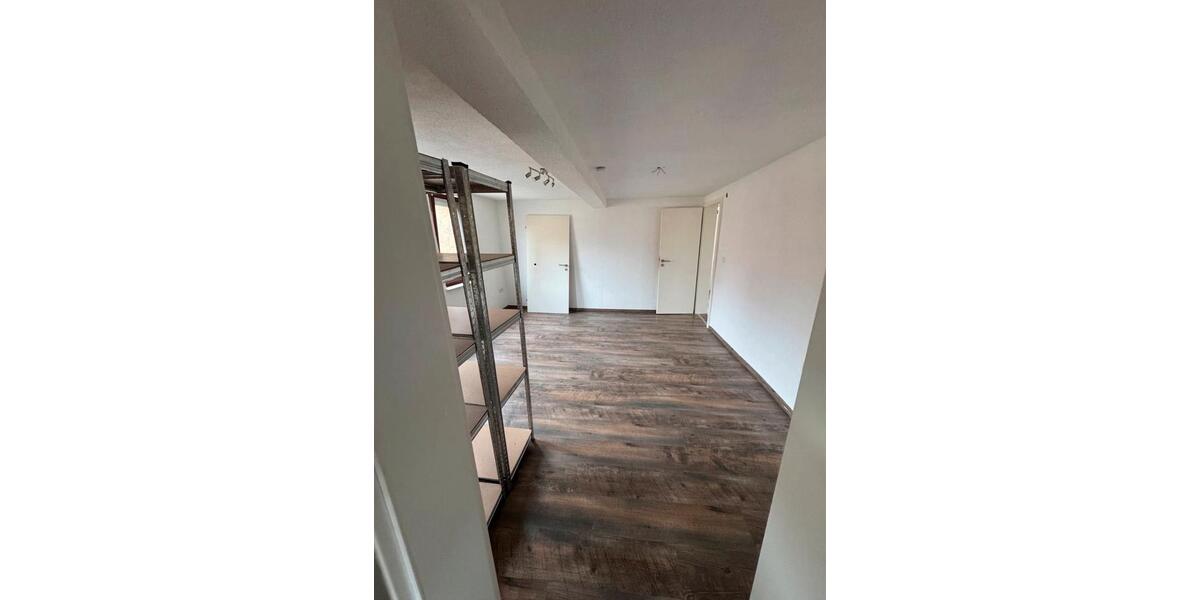 Dachgeschoßwohnung Möckmühl - 3 Zimmer, 60 m&sup2;, 750&euro; | Angebot:26030748