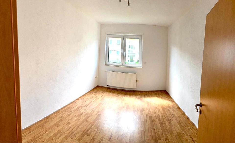 Erdgeschoßwohnung Elsenfeld - 4 Zimmer, 90 m&sup2;, 1.100&euro; | Angebot:26102584