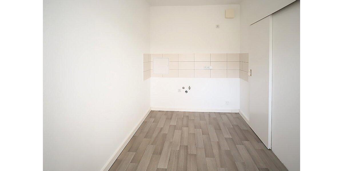 Etagenwohnung Eisleben (Lutherstadt) - 3 Zimmer, 315 m&sup2;, 315&euro; | Angebot:26085434