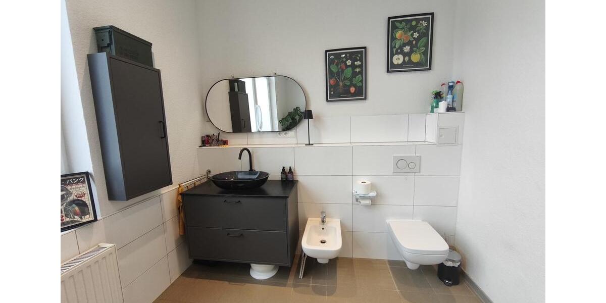 Erdgeschoßwohnung Mönchengladbach - 3 Zimmer, 1.200 m&sup2;, 1.260&euro; | Angebot:24780259