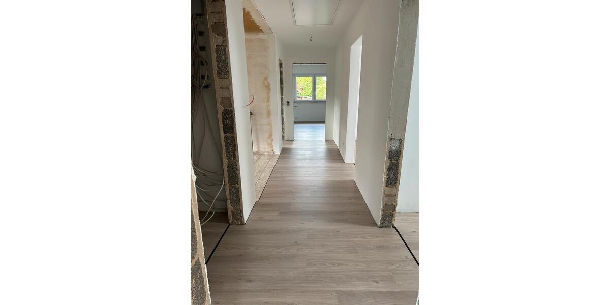 Dachgeschoßwohnung Wettenberg - 2.5 Zimmer, 80 m&sup2;, 850&euro; | Angebot:26636086