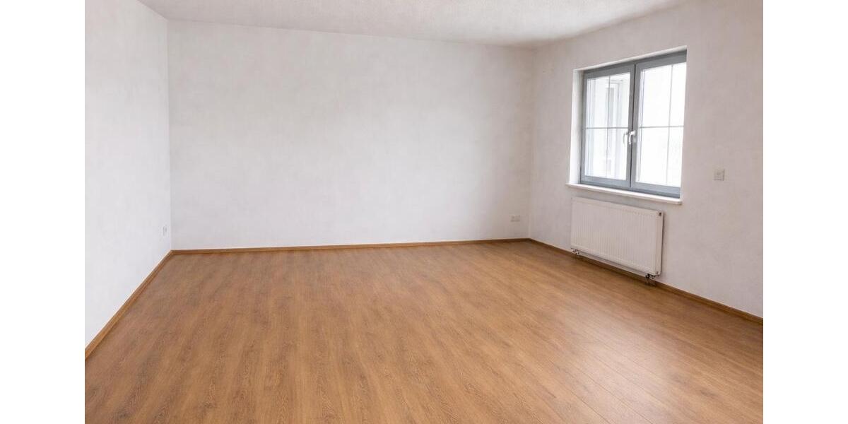 Etagenwohnung Mitterfels - 4 Zimmer, 114 m&sup2;, 1.100&euro; | Angebot:26021033