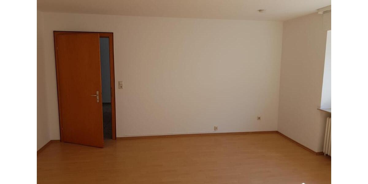Etagenwohnung Pfeffelbach - 5 Zimmer, 172 m&sup2;, 1.150&euro; | Angebot:26429812