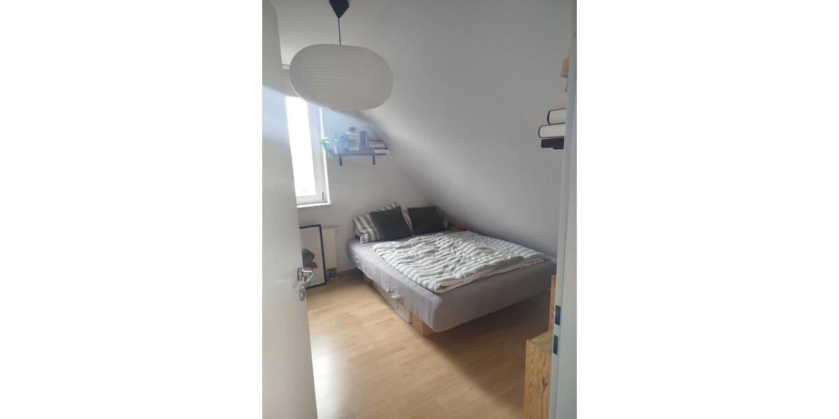 Wohnen auf Zeit Friedrichshafen - 2 Zimmer, 130 m&sup2;, 550&euro; | Angebot:26257792