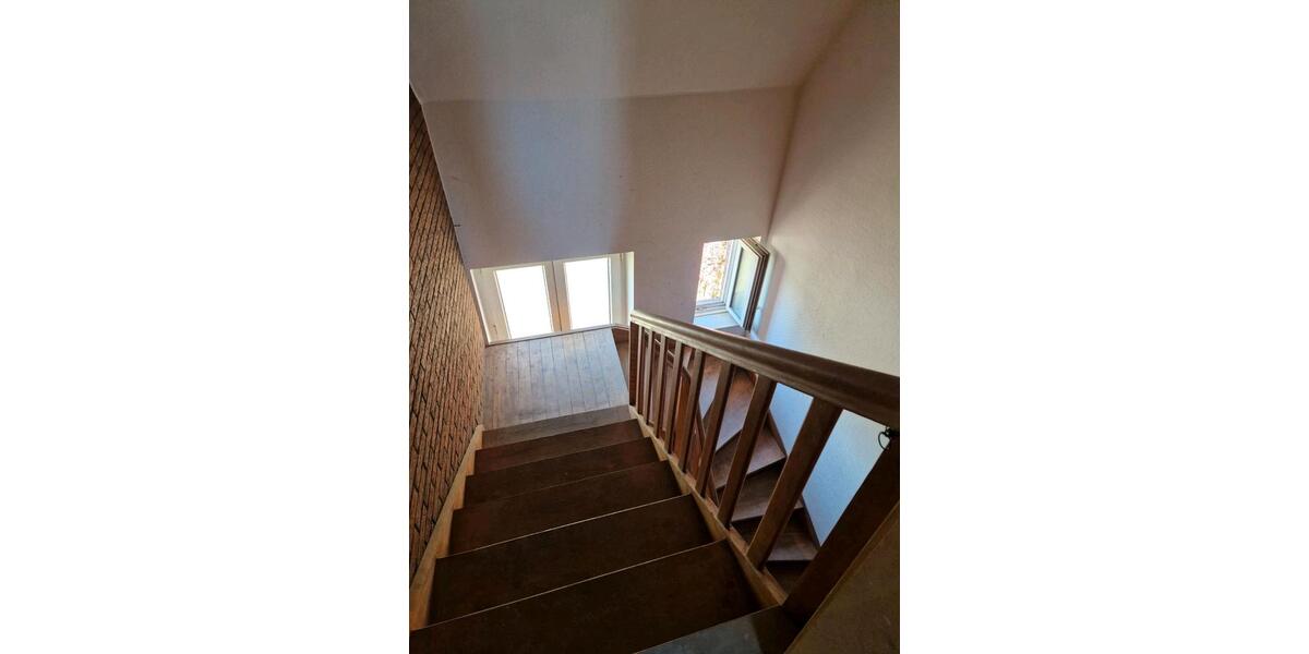 Dachgeschoßwohnung Wesel - 2 Zimmer, 65 m&sup2;, 780&euro; | Angebot:26362635
