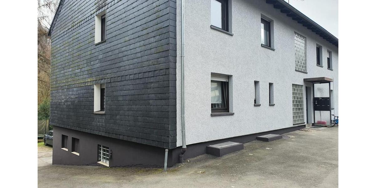 Dachgeschoßwohnung Morsbach - 3 Zimmer, 93 m&sup2;, 600&euro; | Angebot:26548385