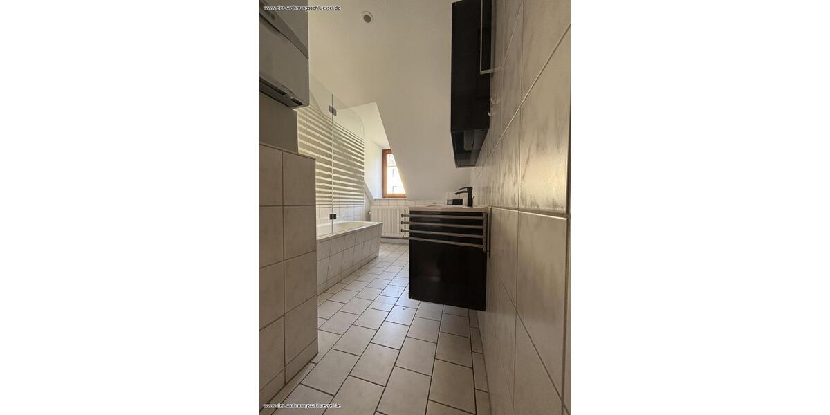 Dachgeschoßwohnung Annaberg-Buchholz Buchholz - 3 Zimmer, 76 m&sup2;, 450&euro; | Angebot:23806330