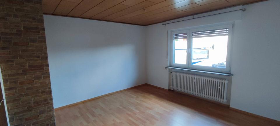 Erdgeschoßwohnung Homberg (Efze) - 3 Zimmer, 75 m&sup2;, 490&euro; | Angebot:26036563