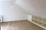 Dachgeschoßwohnung Brühl - 2 Zimmer, 75 m&sup2;, 1.050&euro; | Angebot:27603694