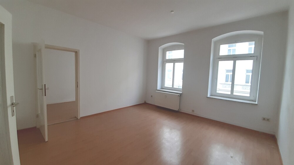 WG-Wohnung mit 4-Zimmern, 2.OG mit 2 Bädern und 2 Küchen in Gera - Etagenwohnung Jena Burgau | Angebot:14517896
