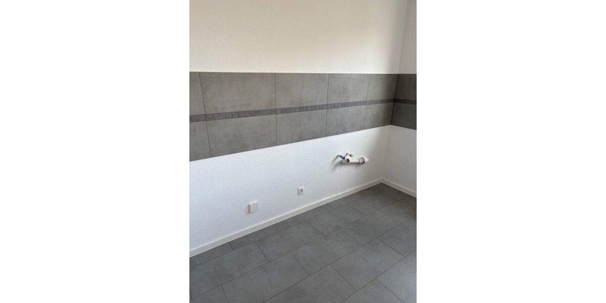 Erstbezug nach Modernisierung! 2-Zimmerwohnung mit ca. 51 m² Wohnfläche, Duschbad und Balkon 2 zimmer