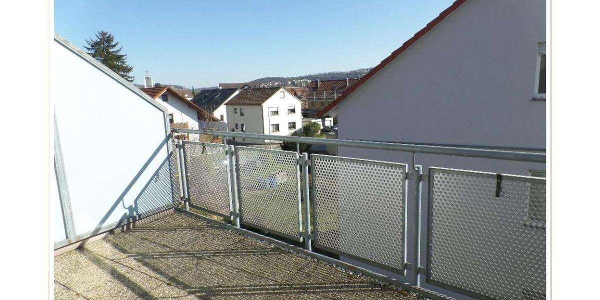 Etagenwohnung Besigheim - 3 Zimmer, 92 m&sup2;, 1.100&euro; | Angebot:25998702