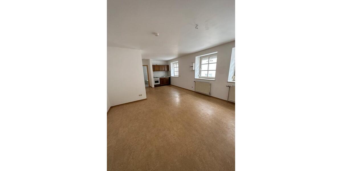 Etagenwohnung Rottenburg an der Laaber - 1 Zimmer, 40 m&sup2;, 550&euro; | Angebot:25790625