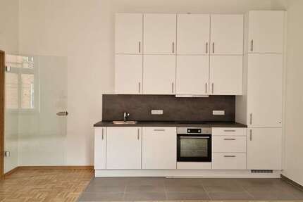 Wohnung zum Mieten in Wiesbaden 767 € 53 m² 2 zimmer