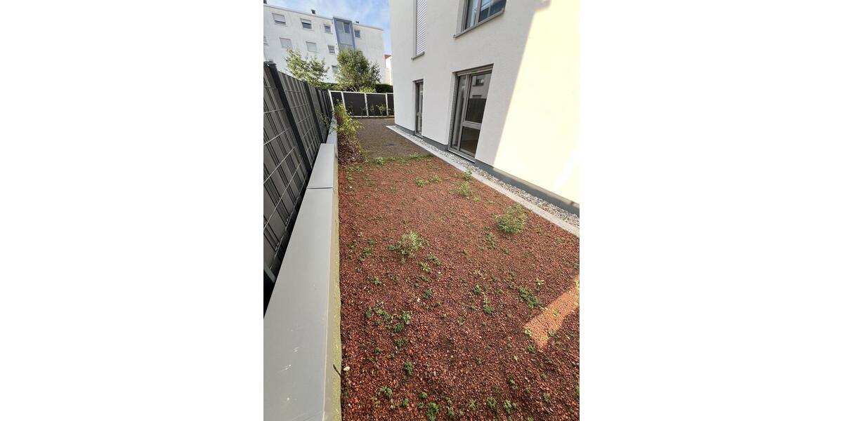 lichtdurchflutete wunderschöne 3,5 Zimmer Wohnung mit Garten 3.5 zimmer