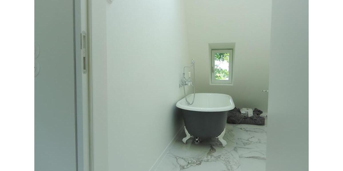 Dachgeschoßwohnung Naunhof - 2 Zimmer, 80 m&sup2;, 999&euro; | Angebot:25056005