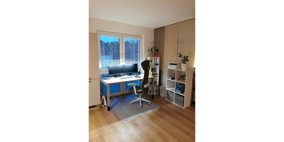 Dachgeschoßwohnung Nauen - 2 Zimmer, 94 m&sup2;, 1.409&euro; | Angebot:25995364