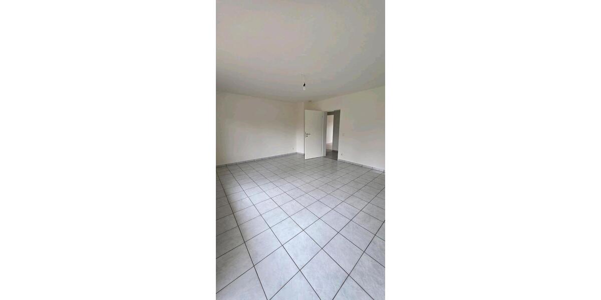 Erdgeschoßwohnung Kirchberg (Hunsrück) - 3 Zimmer, 85 m&sup2;, 820&euro; | Angebot:25543085