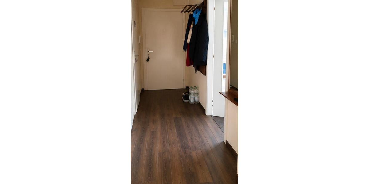 Etagenwohnung Pinneberg - 3 Zimmer, 93 m&sup2;, 1.100&euro; | Angebot:26459806