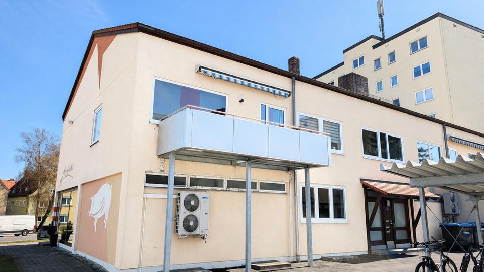 Etagenwohnung Bayreuth Altstadt - 3 Zimmer, 100 m&sup2;, 1.050&euro; | Angebot:26265591