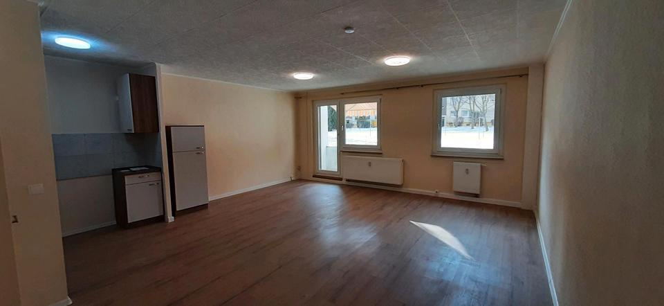 Erdgeschoßwohnung Mülsen - 2 Zimmer, 56 m&sup2;, 280&euro; | Angebot:24637170