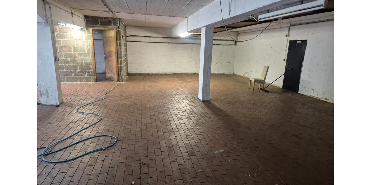Gewerbeobjekt Stadtallendorf - 950&euro; | Angebot:25070625
