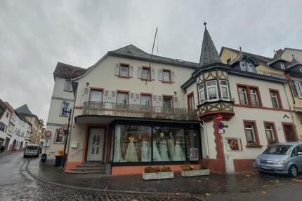 Stilvolle Gewerbefläche in der Oppenheimer Altstadt – ideal für T zimmer