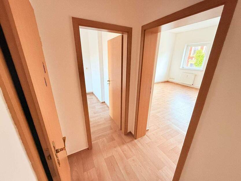 **Besichtigung: Do., 16.10. um 18:15 Uhr** Zwei Zimmer-Whg im schönen Eberswalde! 2 zimmer