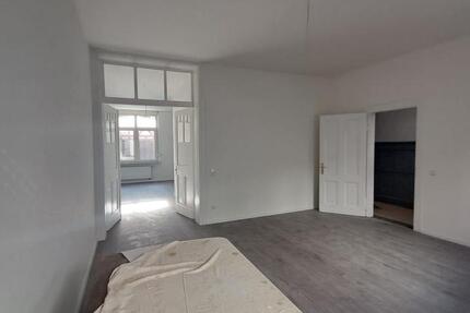 Erstbezug nach Sanierung: 2,5-Zimmer-Wohnung in Düren zimmer