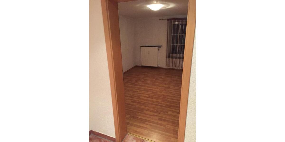 Dachgeschoßwohnung Wirges - 4 Zimmer, 98 m&sup2;, 1.300&euro; | Angebot:26602585