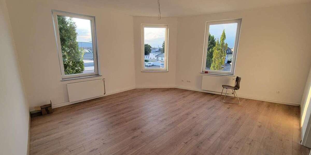 Etagenwohnung Brühl Vochem - 3 Zimmer, 85 m&sup2;, 1.100&euro; | Angebot:26732186